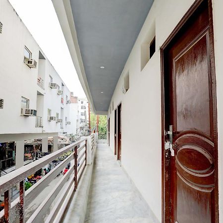 Hotel O Tilak Hotel 24 Sector 27 Near By Vinayak Hospital Gali No-6 Noida Bagian luar foto