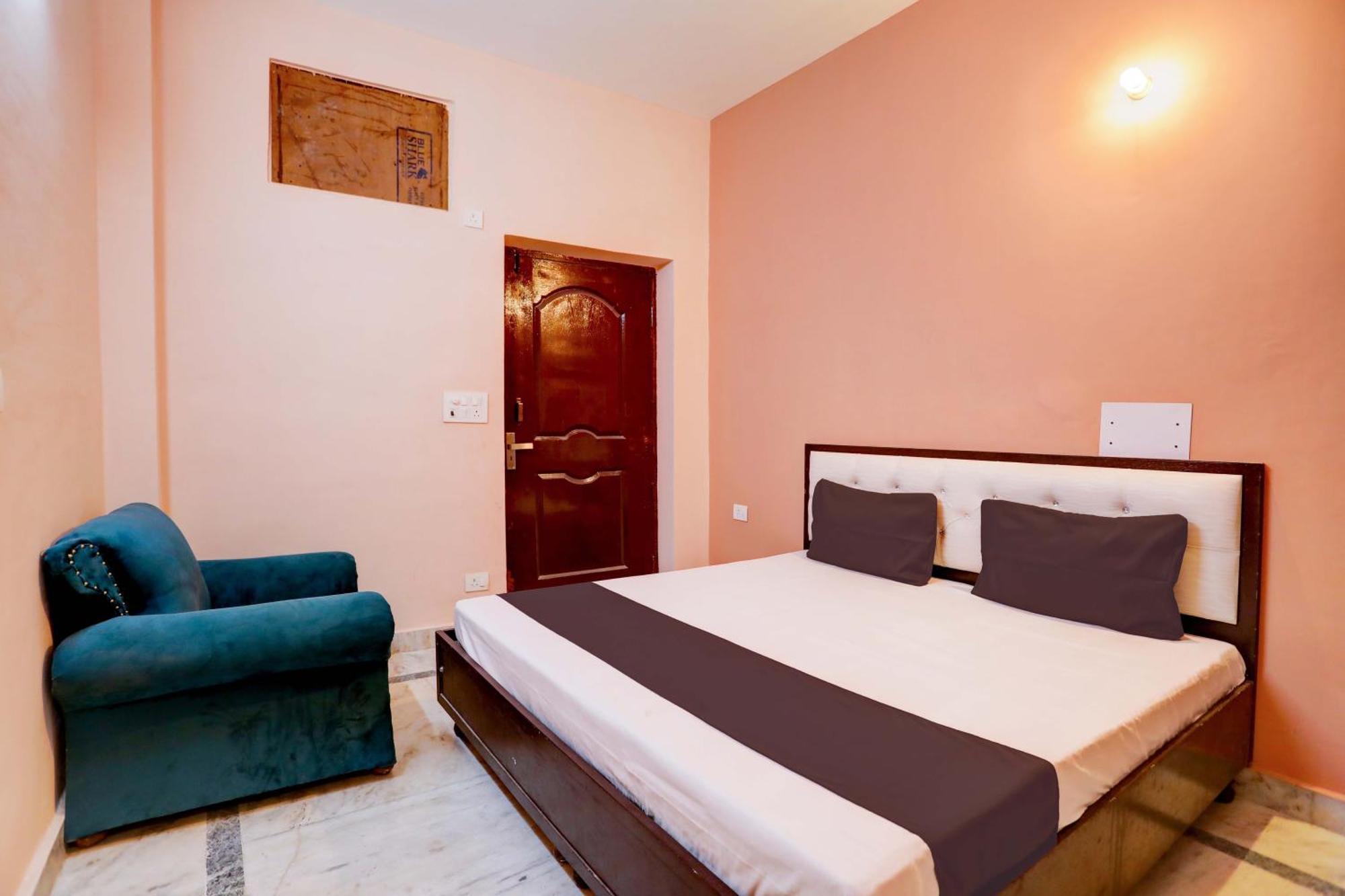 Hotel O Tilak Hotel 24 Sector 27 Near By Vinayak Hospital Gali No-6 Noida Bagian luar foto